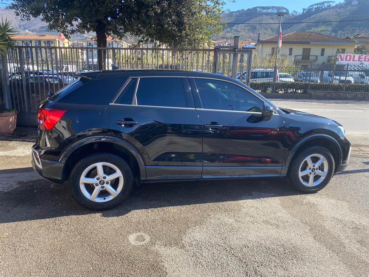 AUDI Q2 30 TDI BUSINESS - 3